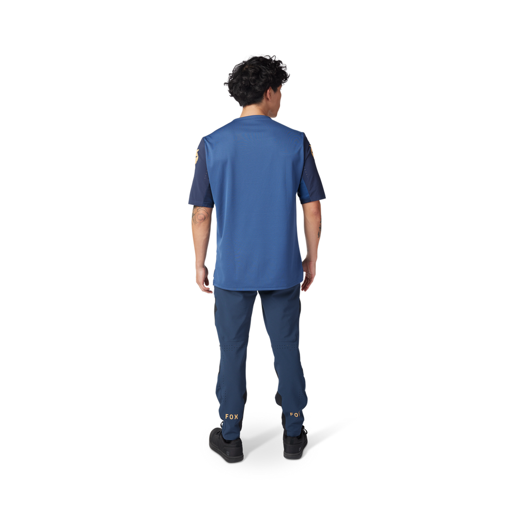 Defend Taunt Jersey